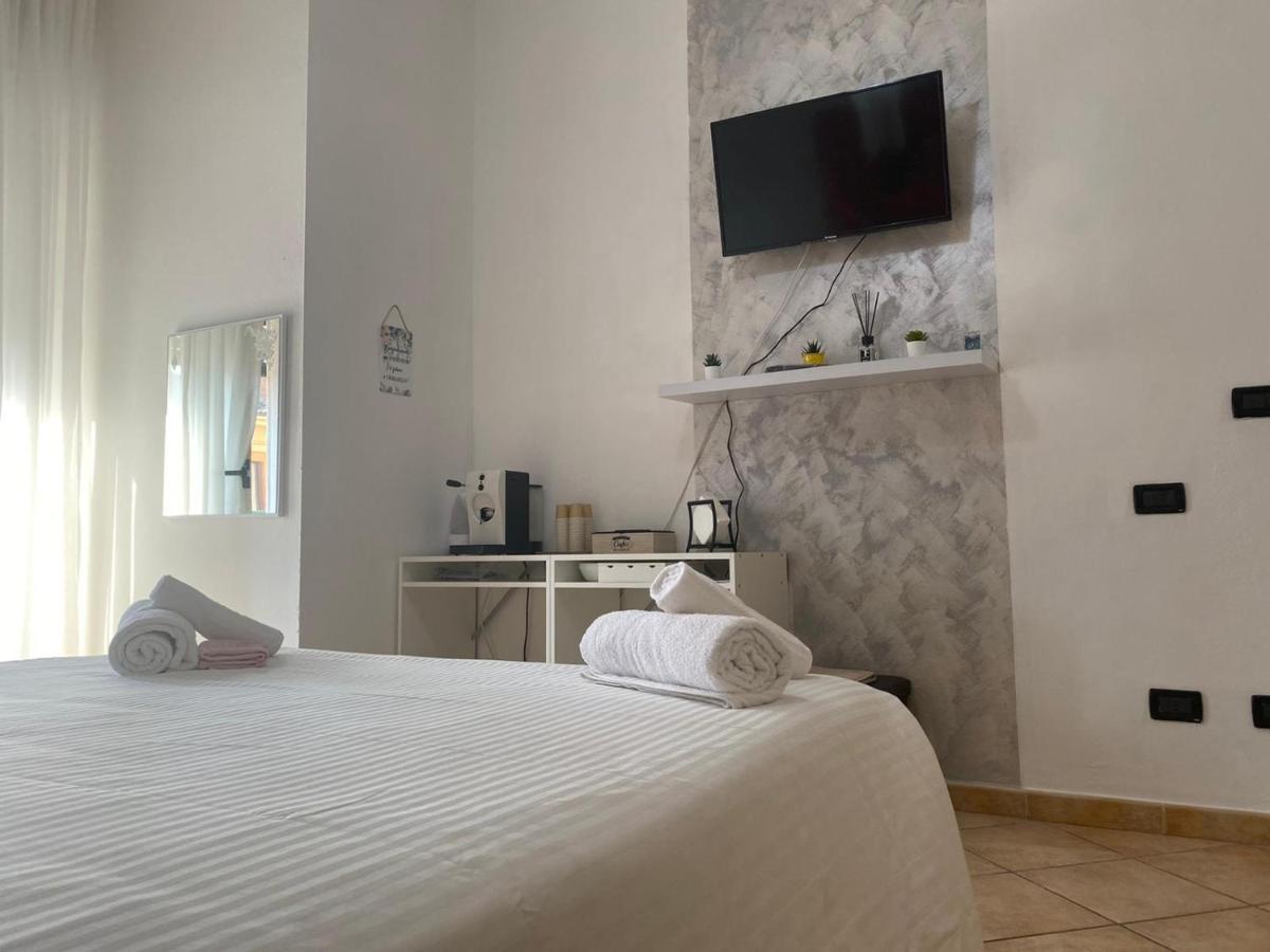 Vittorio Veneto Bed & Breakfast โบโลญญา ภายนอก รูปภาพ