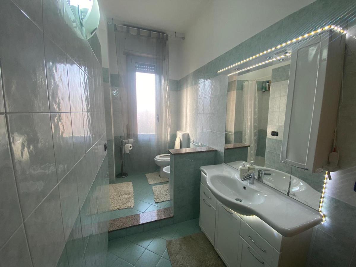 Vittorio Veneto Bed & Breakfast โบโลญญา ภายนอก รูปภาพ